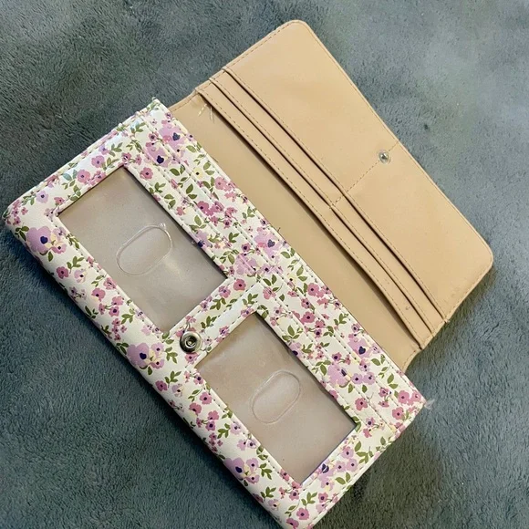 Nine West Floral Wallet | FREE WITH PURCHASE - Picture 4 of 6